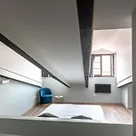 Mura 5&7 Готель