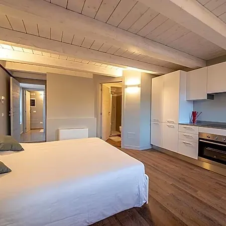 Mura 5&7 Hotel